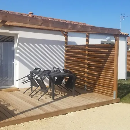 Village Club Le Phare * Saint-Clément-des-Baleines